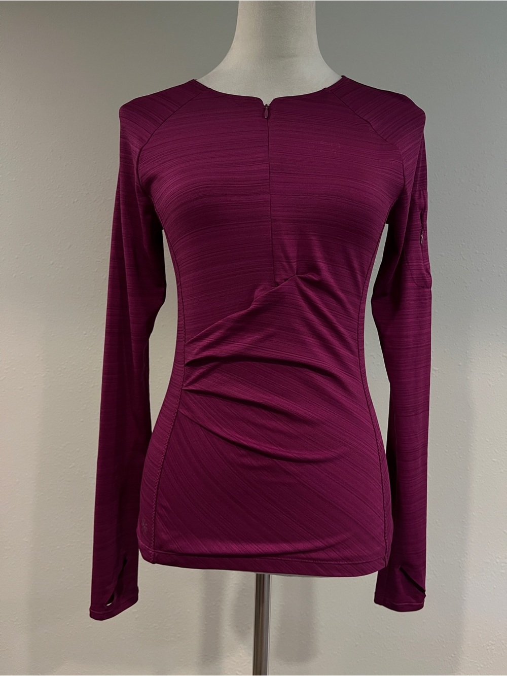 Athleta Plum Long-Sleeve Ruched Active Top‎